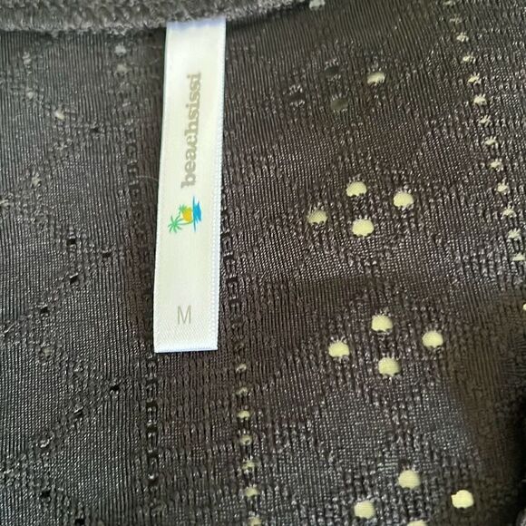 Beachsissi Women's Black V-neck Lace Insert Casual Top Size Medium - Picture 11 of 12